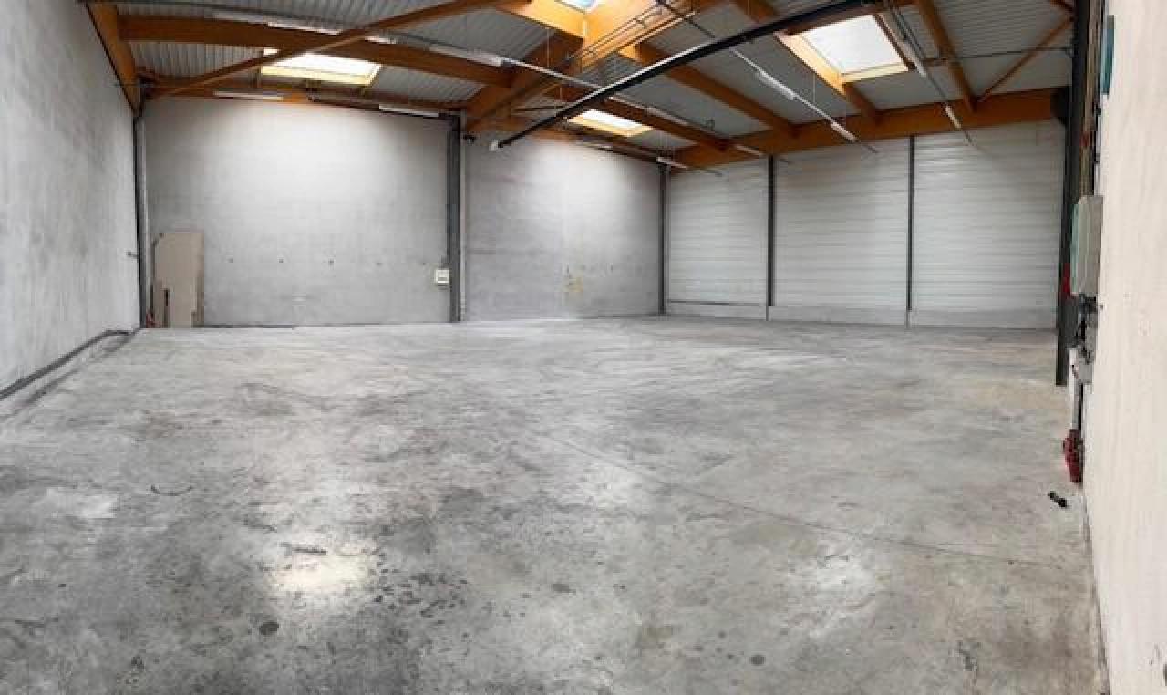 Local d'activité La Verpillière 1327m² Location local d'activité La Verpillière Isère OLACT2110126 11